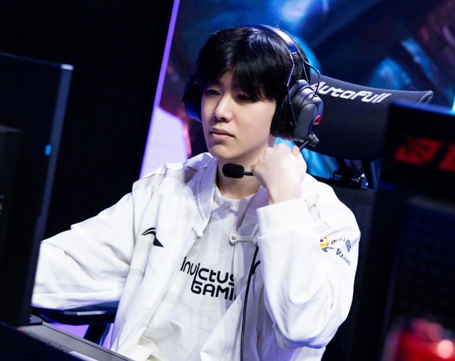 关于主教练 关于主教练